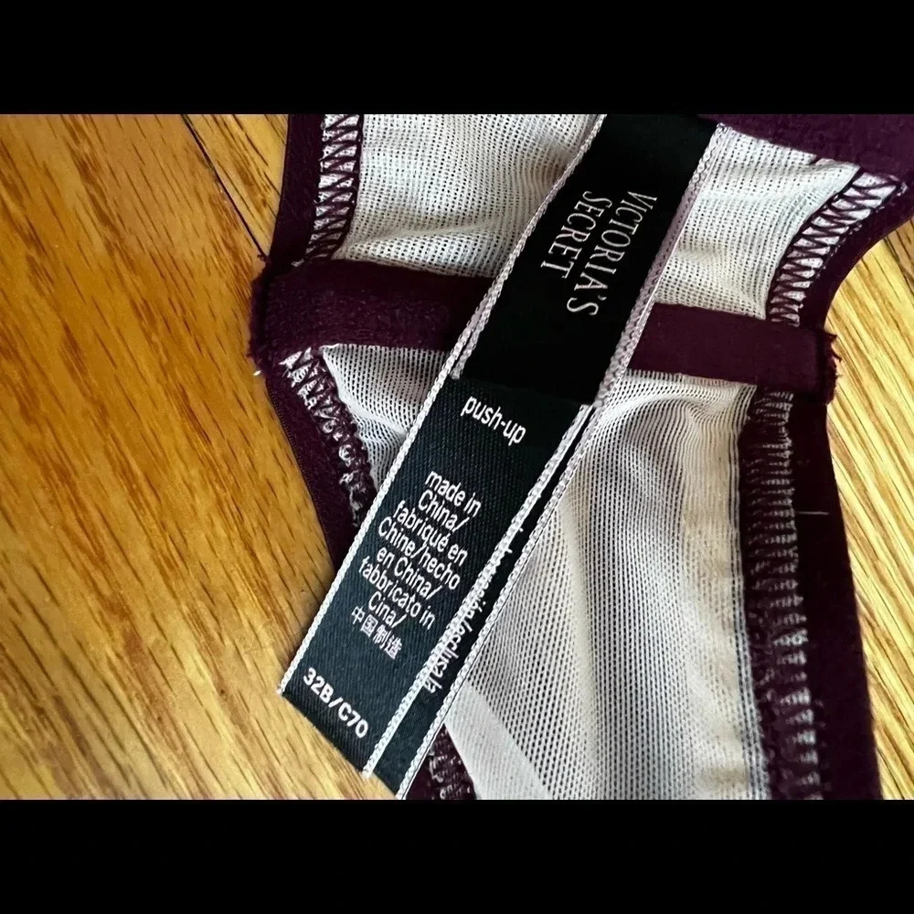 Victoria’s Secret bra - Picture 5 of 5